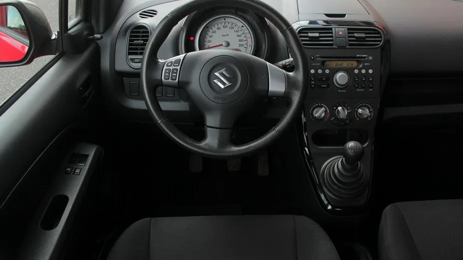 SUZUKI Splash -