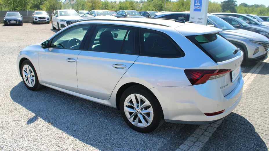 SKODA Octavia -