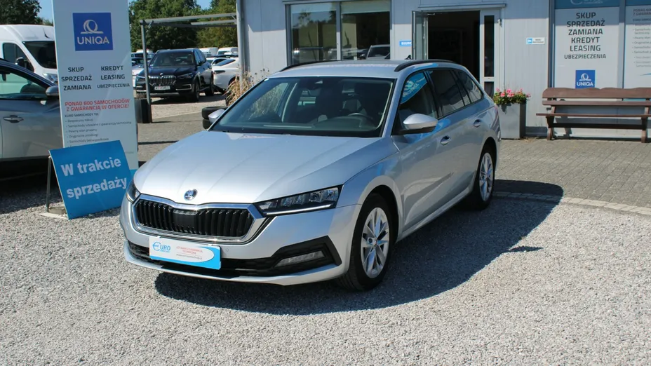 SKODA Octavia -