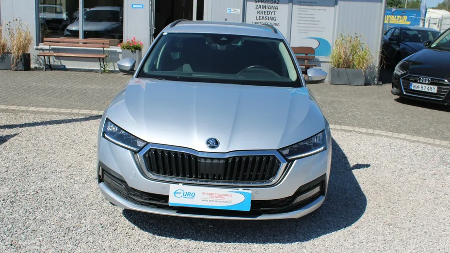 SKODA Octavia -