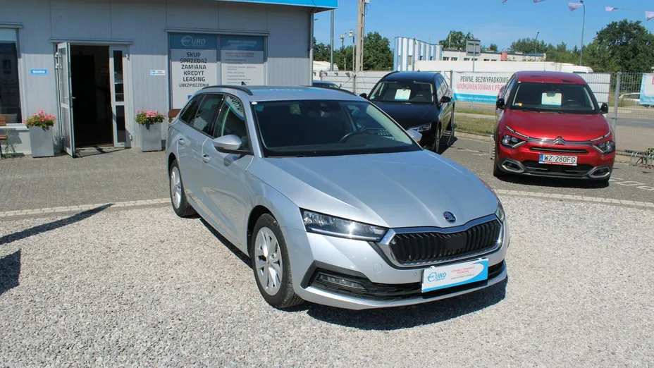 SKODA Octavia -