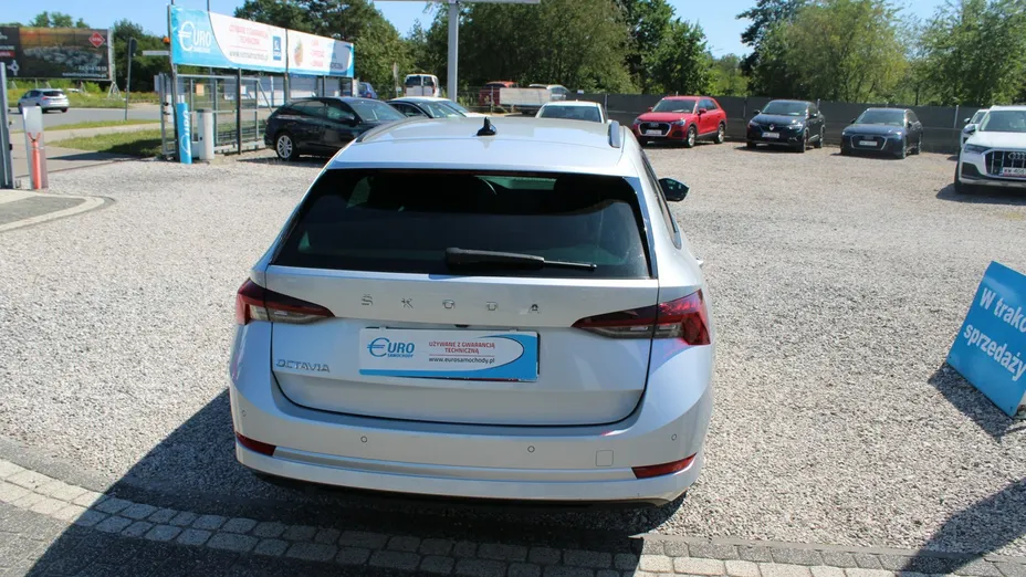 SKODA Octavia -