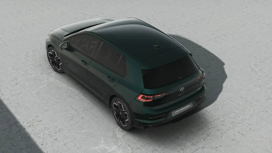 VOLKSWAGEN Golf -