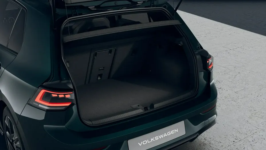 VOLKSWAGEN Golf -