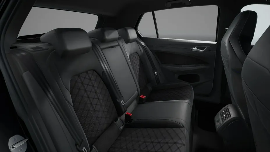 VOLKSWAGEN Golf -