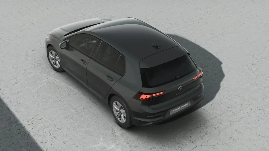 VOLKSWAGEN Golf -