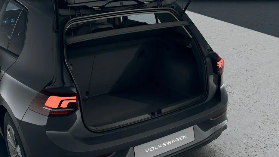 VOLKSWAGEN Golf -