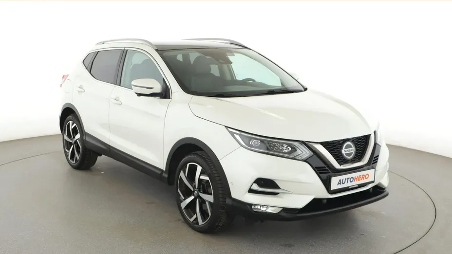 NISSAN Qashqai -