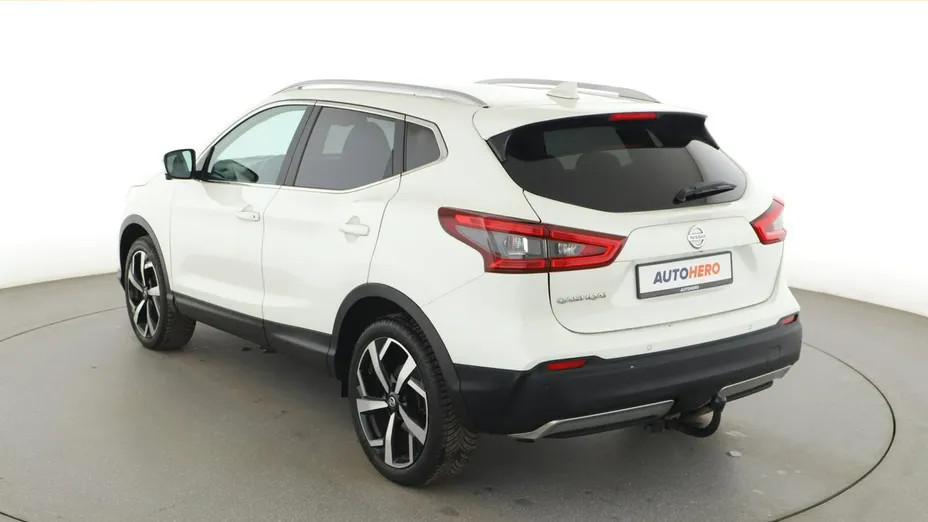 NISSAN Qashqai -
