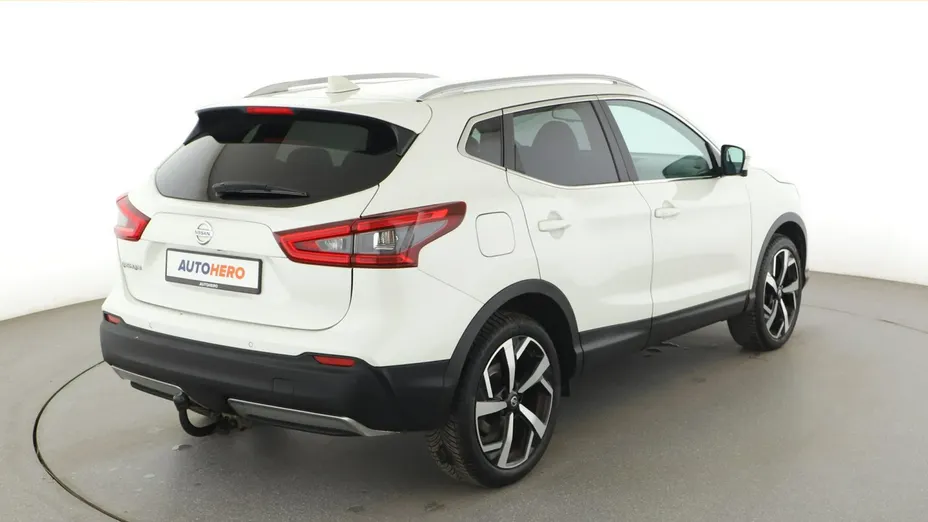 NISSAN Qashqai -