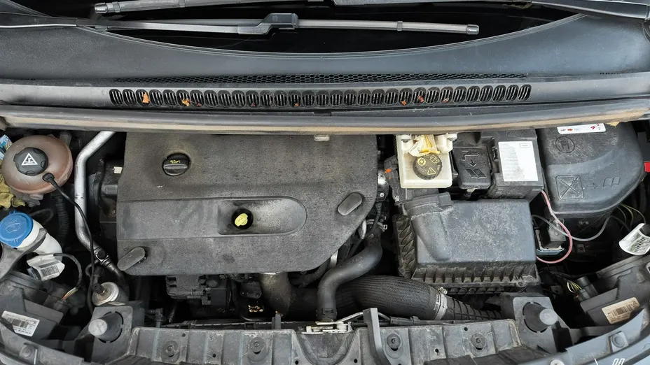 PEUGEOT 3008 -