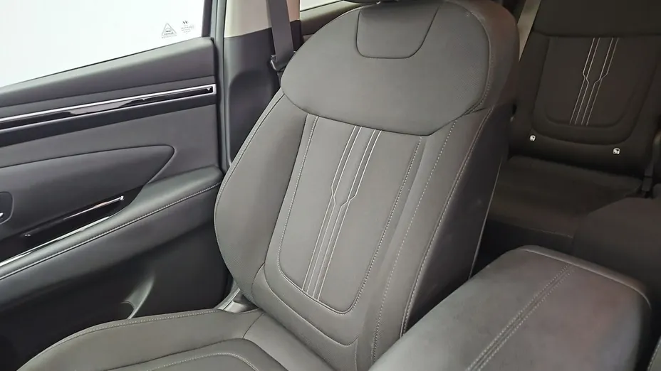 HYUNDAI Tucson -