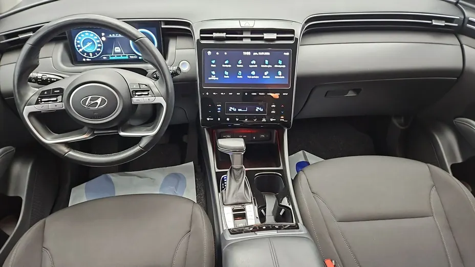 HYUNDAI Tucson -