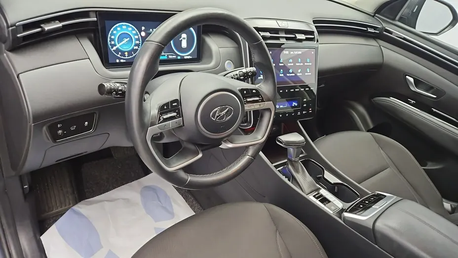HYUNDAI Tucson -