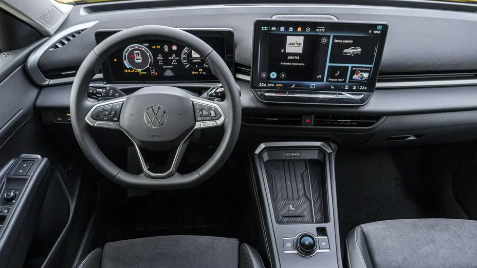 VOLKSWAGEN T-ROC -
