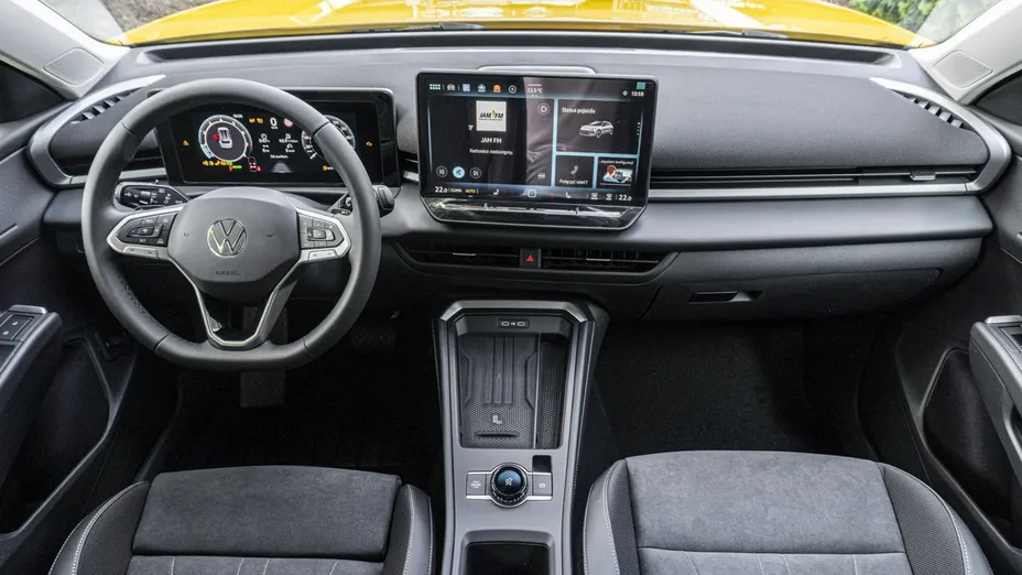 VOLKSWAGEN T-ROC -