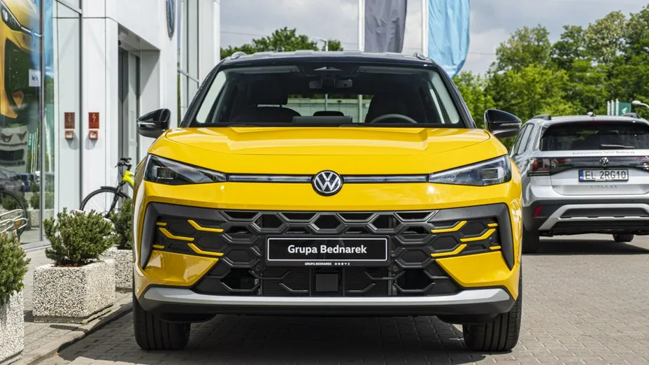 VOLKSWAGEN T-ROC -