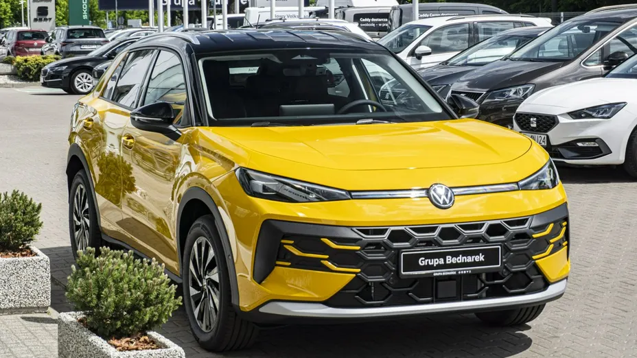 VOLKSWAGEN T-ROC -