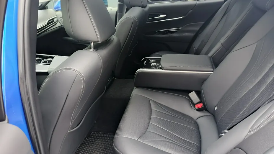 TOYOTA Mirai -
