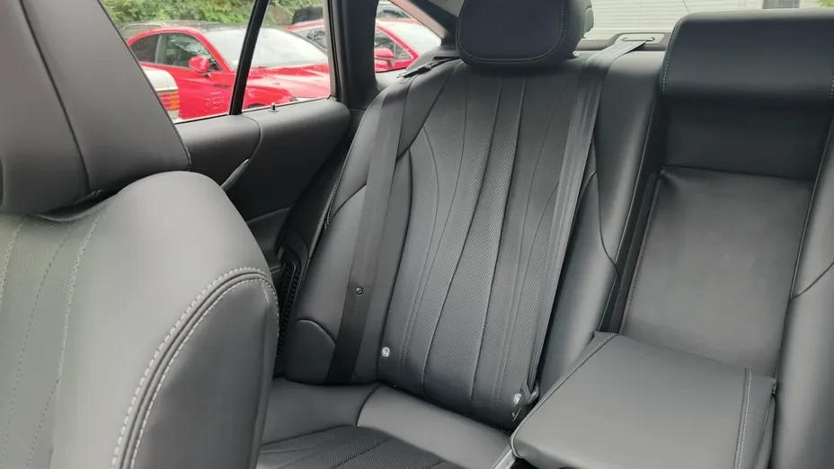 TOYOTA Mirai -