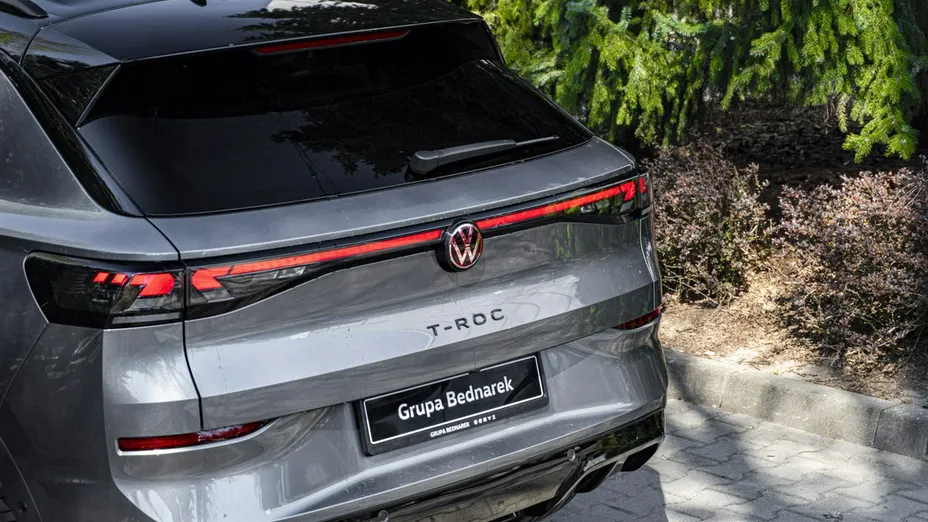 VOLKSWAGEN T-ROC -