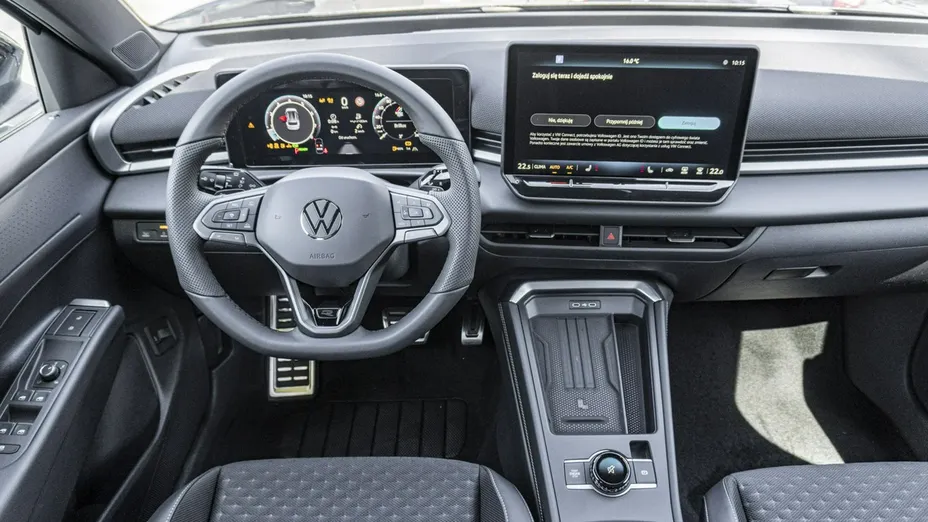 VOLKSWAGEN T-ROC -