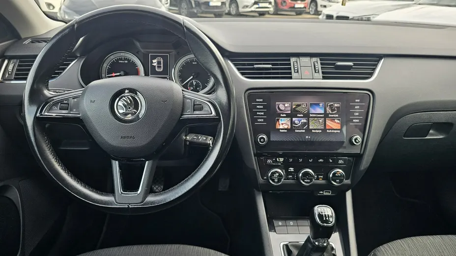 SKODA Octavia -