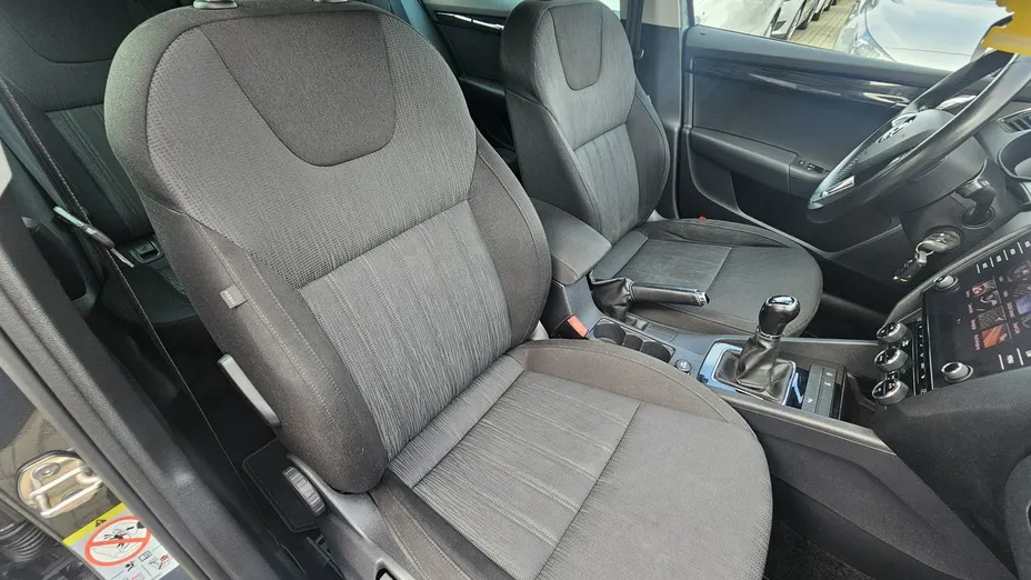 SKODA Octavia -