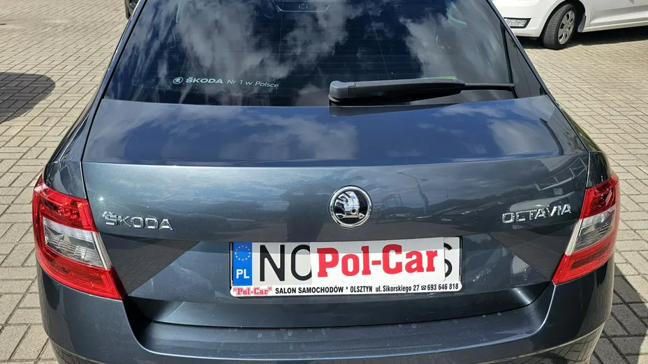 SKODA Octavia -