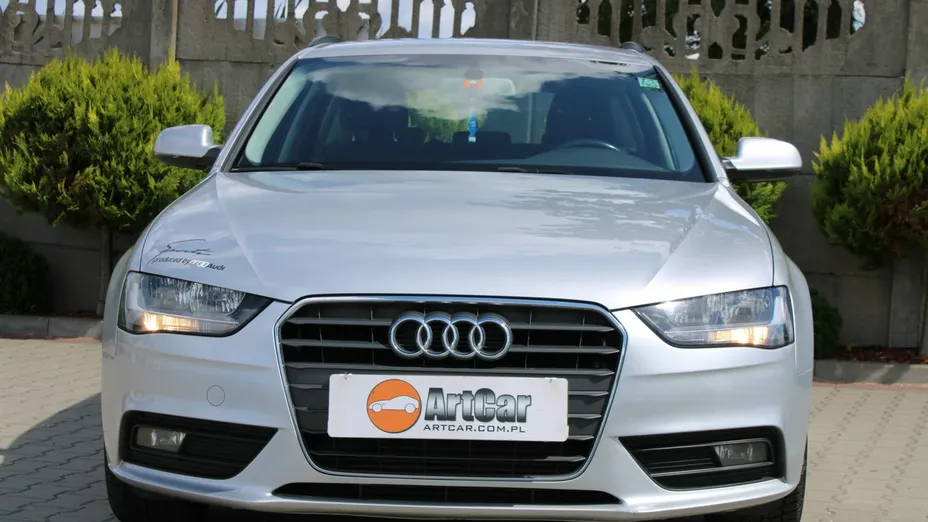 AUDI A4 -