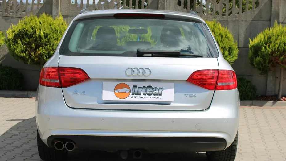 AUDI A4 -