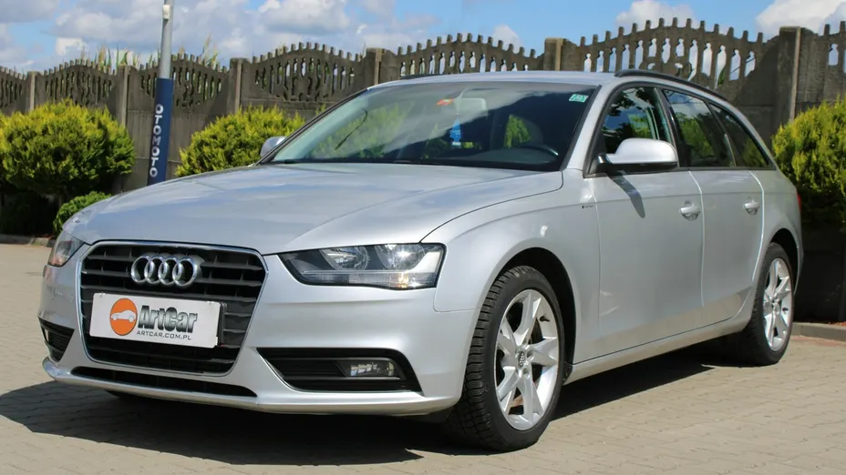 AUDI A4 -