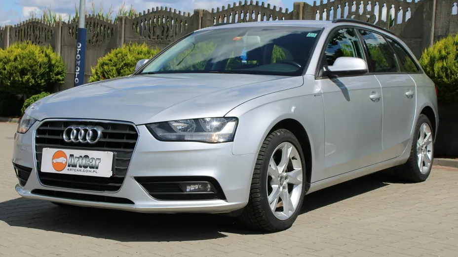 AUDI A4 -