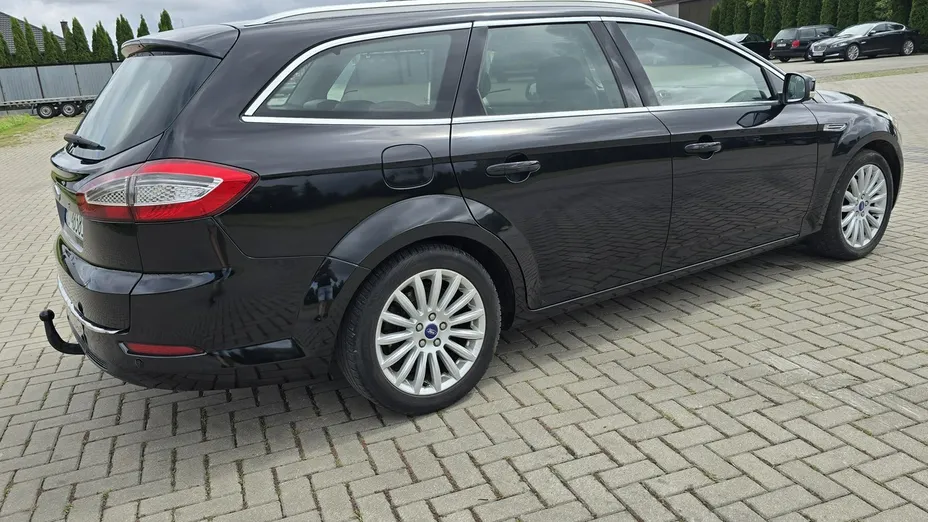 FORD Mondeo -