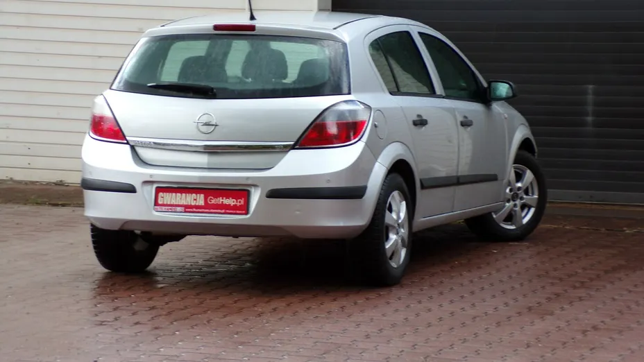 OPEL Astra -