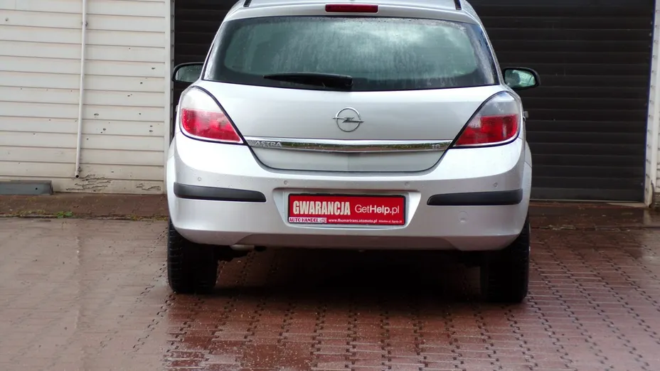 OPEL Astra -