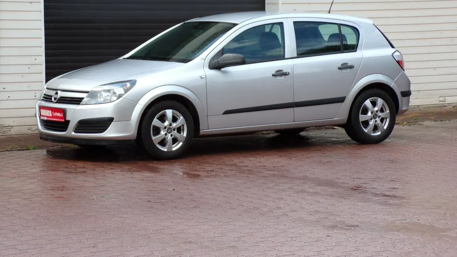 OPEL Astra -