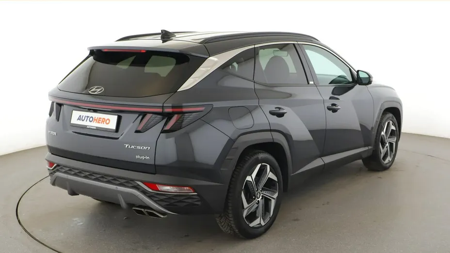 HYUNDAI Tucson -