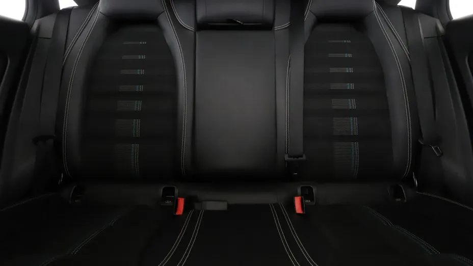 MERCEDES-BENZ CLA -
