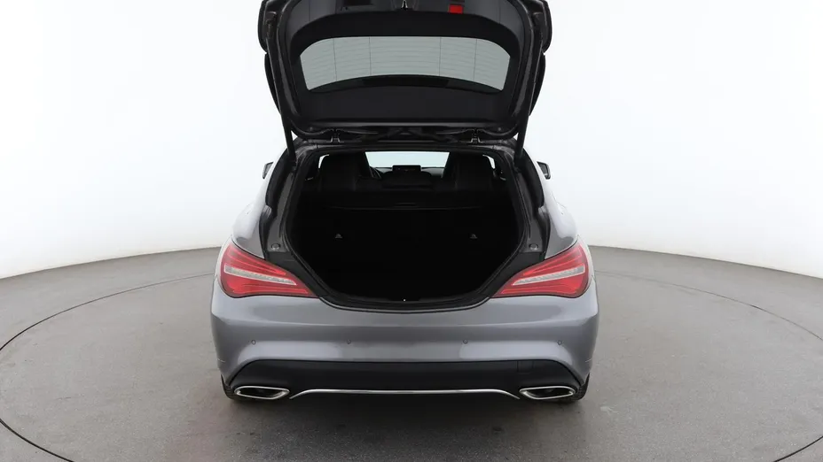 MERCEDES-BENZ CLA -