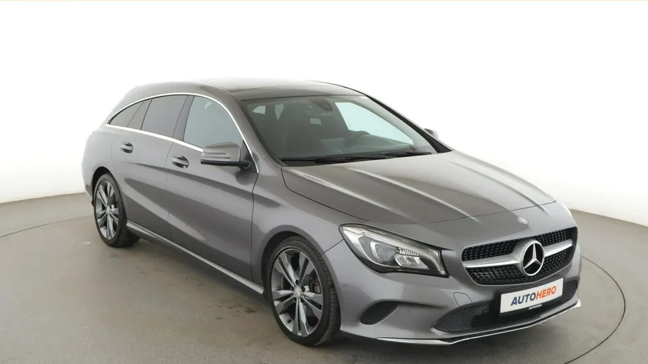 MERCEDES-BENZ CLA -