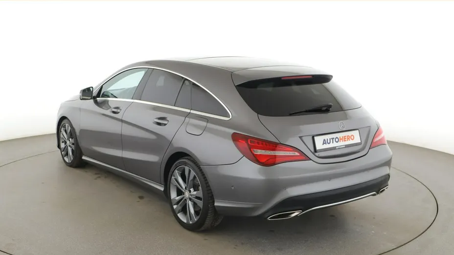 MERCEDES-BENZ CLA -