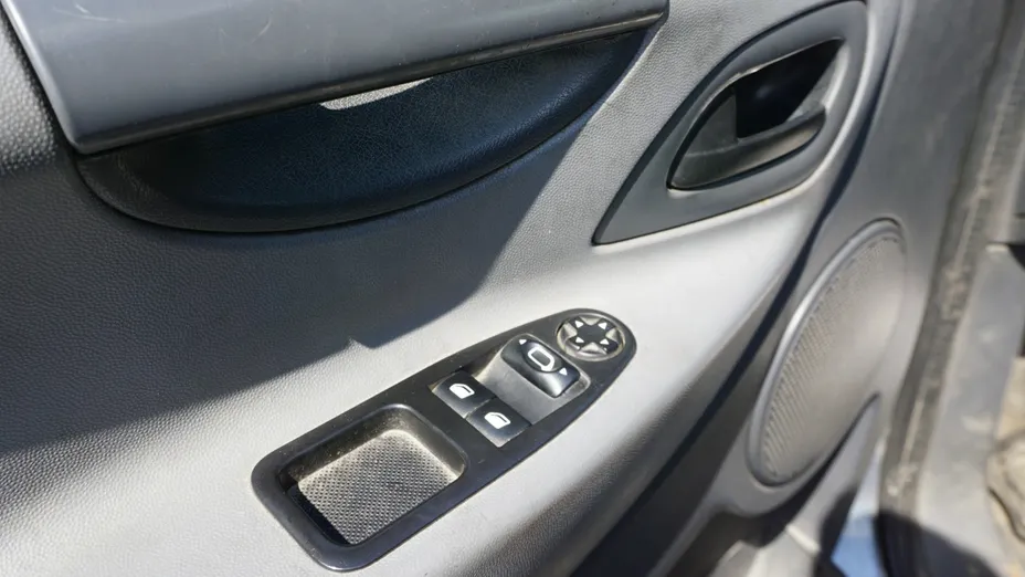 PEUGEOT Expert -