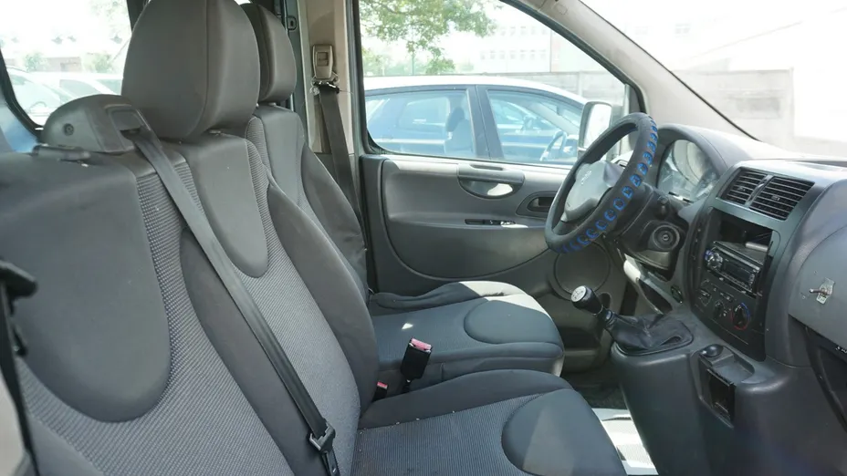 PEUGEOT Expert -