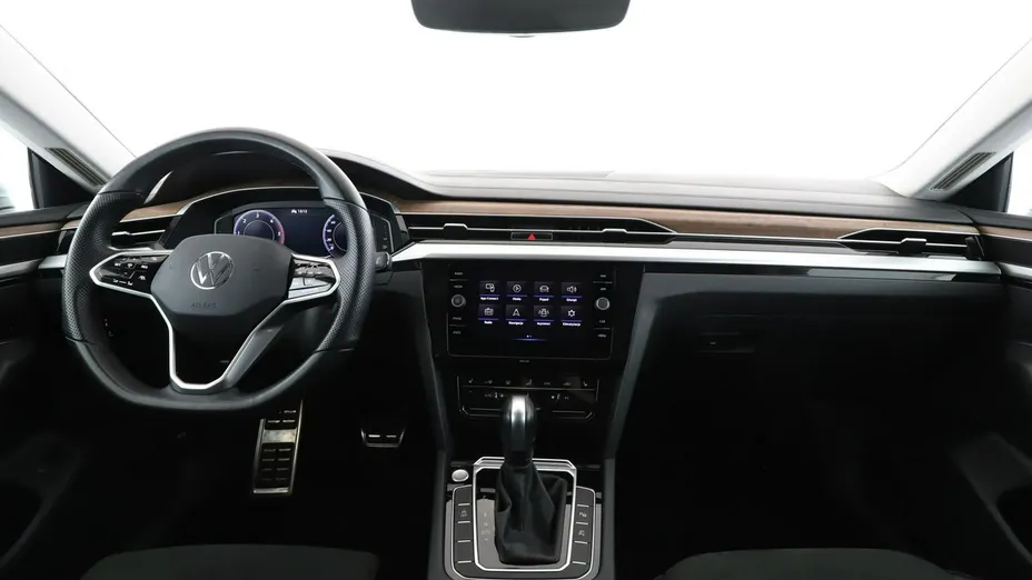 VOLKSWAGEN Arteon -