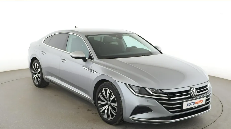 VOLKSWAGEN Arteon -