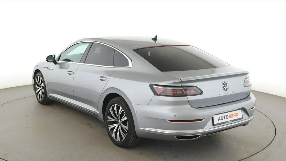 VOLKSWAGEN Arteon -