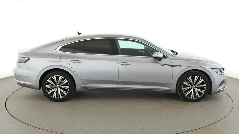 VOLKSWAGEN Arteon -