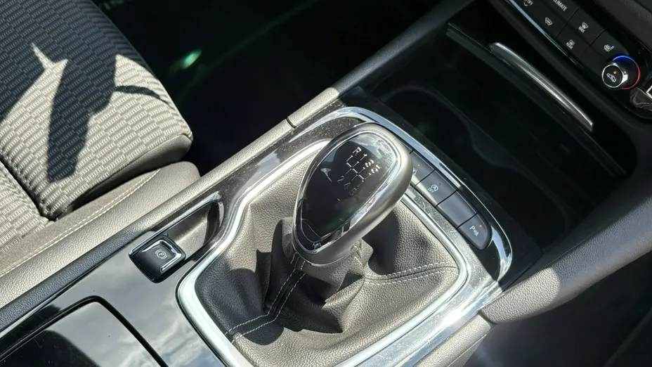 OPEL Insignia -