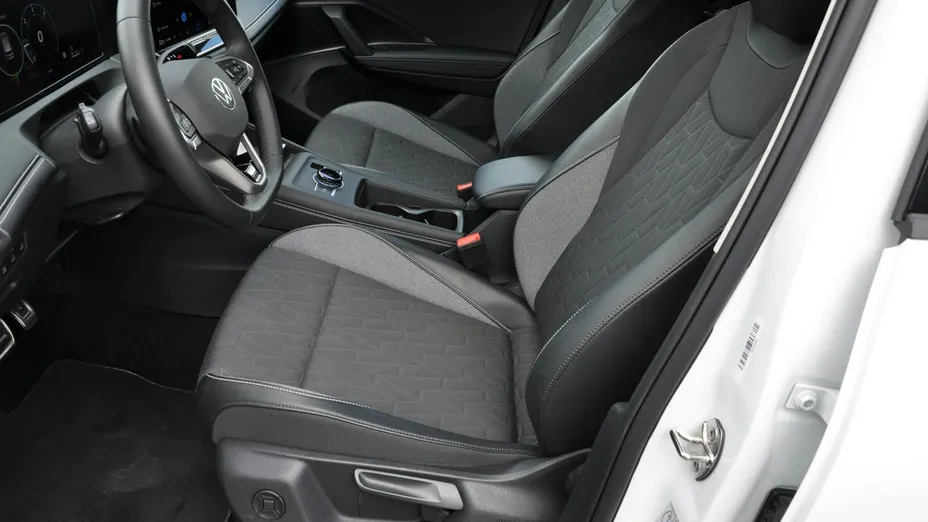 VOLKSWAGEN Tiguan -